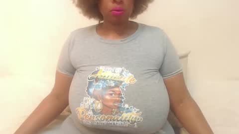 boobyqueen online show from 23, 2, 2025