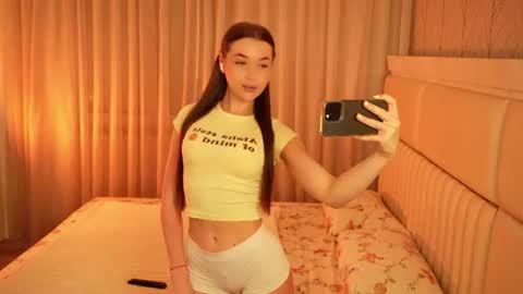 boootyfrytti online show from 25, 6, 2026