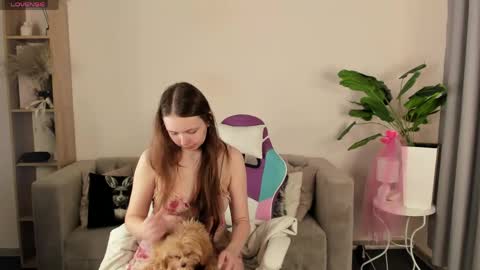 Milena online show from 12, 5, 2026