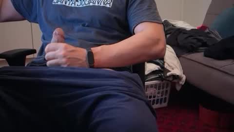 bootyonmyface online show from 3, 11, 2025