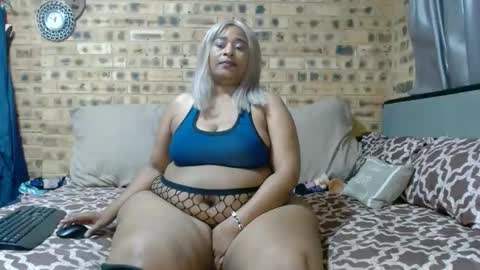 bootytwerkxxx online show from 5, 3, 2026