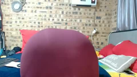 bootytwerkxxx online show from 10, 5, 2026