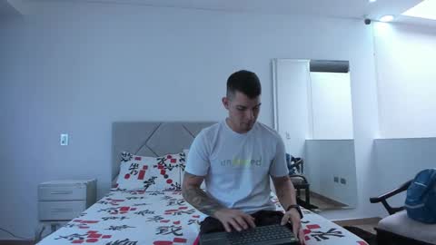 booyhott_ online show from 24, 9, 2025