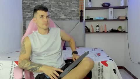 booyhott_ online show from 11, 1, 2026