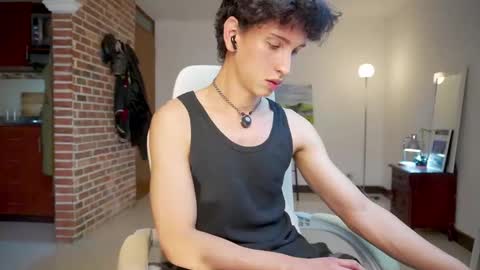 Bream online show from 18, 9, 2025