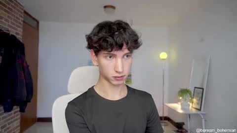 Bream online show from 1, 10, 2025