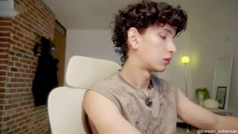 Snapshot of boream_ chatting on 6, 11, 2025 Bream online show from 6, 11, 2025