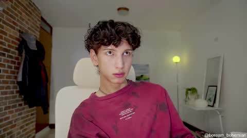 Snapshot of boream_ chatting on 18, 11, 2025 Bream online show from 18, 11, 2025