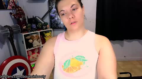 Snapshot of bouncinbooty chatting on 8, 2, 2025 Pumpkin Butt online show from 8, 2, 2025