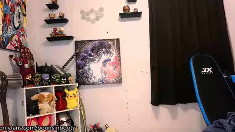 Snapshot of bouncinbooty chatting on 11, 2, 2025 Pumpkin Butt online show from 11, 2, 2025