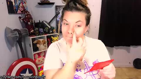Snapshot of bouncinbooty chatting on 21, 2, 2025 Pumpkin Butt online show from 21, 2, 2025