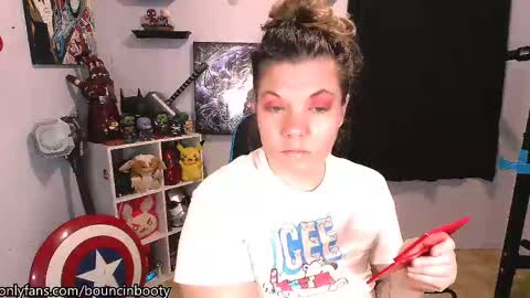 Snapshot of bouncinbooty chatting on 9, 3, 2025 Pumpkin Butt online show from 9, 3, 2025