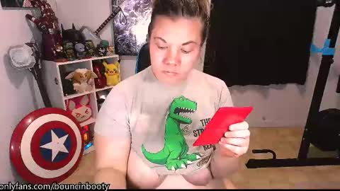 Snapshot of bouncinbooty chatting on 12, 3, 2025 Pumpkin Butt online show from 12, 3, 2025