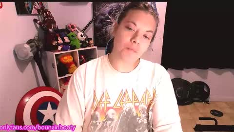 Snapshot of bouncinbooty chatting on 20, 10, 2025 Pumpkin Butt online show from 20, 10, 2025