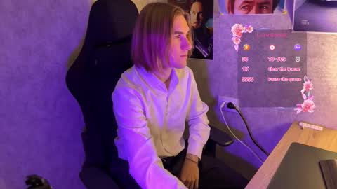 Snapshot of bovena chatting on 23, 10, 2025 bovena online show from 23, 10, 2025