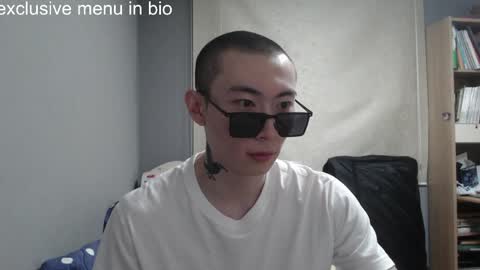 Snapshot of boxman556990 chatting on 5, 6, 2026 boxman556990 online show from 5, 6, 2026