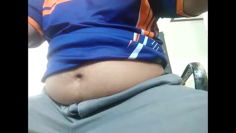 boy339342 online show from 10, 5, 2026