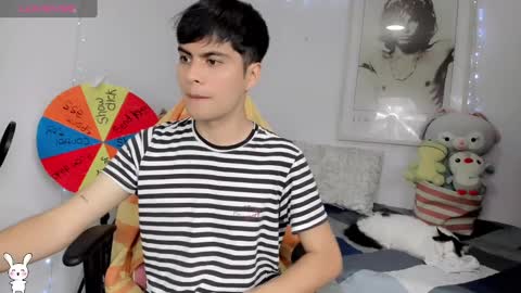 Snapshot of boy_andy__ chatting on 8, 1, 2025 Aaron online show from 8, 1, 2025