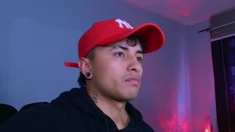 boy_nauthy online show from 17, 11, 2025