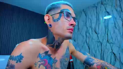 boy_tatto77 online show from 8, 1, 2026