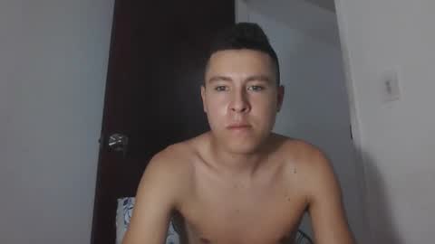 Snapshot of boycock777 chatting on 16, 10, 2025 Tommy - OnFns  tommy  874 online show from 16, 10, 2025