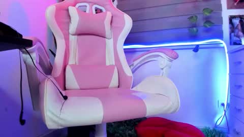 boyhornysex55 online show from 27, 10, 2025