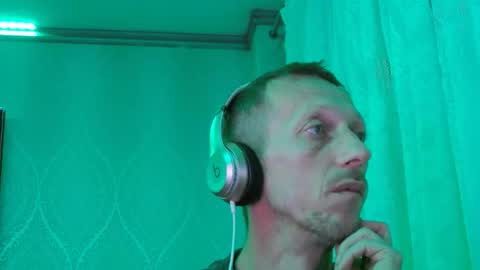 Snapshot of boymalexxx chatting on 14, 11, 2025 xxxmaleboyxxx online show from 14, 11, 2025