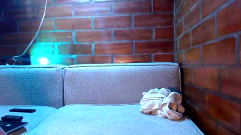 boynick777 online show from 18, 10, 2025