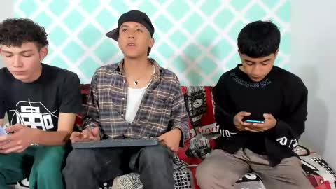 boys4hot_777 online show from 31, 1, 2025