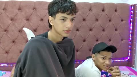 Snapshot of boys_hotparty chatting on 4, 1, 2025 ALEX - TAYLER -MIKE online show from 4, 1, 2025