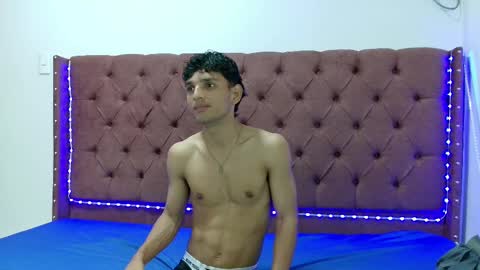 Snapshot of boys_hotparty chatting on 14, 2, 2025 ALEX - TAYLER -MIKE online show from 14, 2, 2025