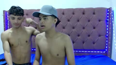 Snapshot of boys_hotparty chatting on 18, 2, 2025 ALEX - TAYLER -MIKE online show from 18, 2, 2025