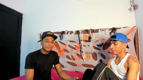 Snapshot of boys_hotparty chatting on 16, 10, 2025 ALEX - TAYLER -MIKE online show from 16, 10, 2025