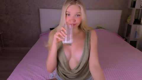 Snapshot of boysloveblondee chatting on 22, 5, 2026 BoysLoveBlondee online show from 22, 5, 2026