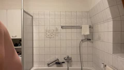 Snapshot of boyslut8 chatting on 15, 12, 2025 boytoyhh online show from 15, 12, 2025