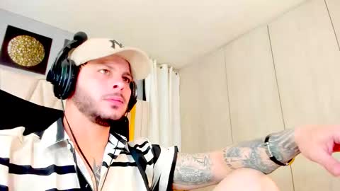 Mateo online show from 6, 11, 2025