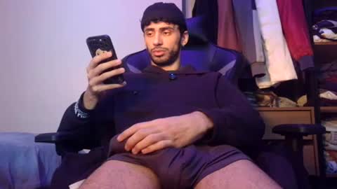 boyzinm2 online show from 12, 6, 2026