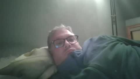 Snapshot of bozo81 chatting on 30, 9, 2025 bozo81 online show from 30, 9, 2025