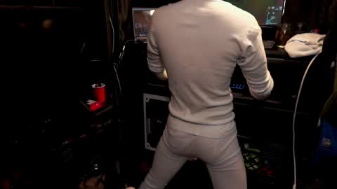 Brad Ballsy online show from 17, 5, 2026