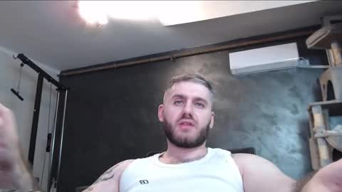 Snapshot of brad_pittfall chatting on 18, 9, 2025 ask me online show from 18, 9, 2025