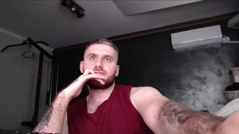 Snapshot of brad_pittfall chatting on 27, 9, 2025 ask me online show from 27, 9, 2025