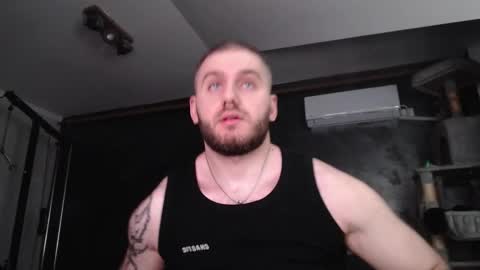 Snapshot of brad_pittfall chatting on 17, 10, 2025 ask me online show from 17, 10, 2025