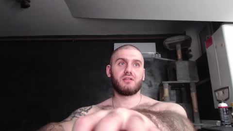 Snapshot of brad_pittfall chatting on 29, 10, 2025 ask me online show from 29, 10, 2025