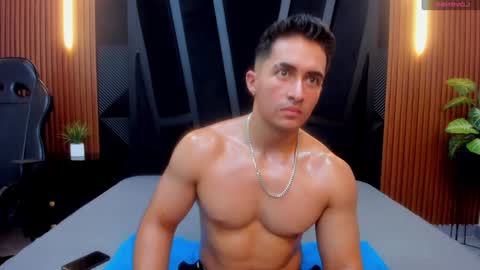 Snapshot of brad_summer chatting on 27, 1, 2025 brad summer online show from 27, 1, 2025