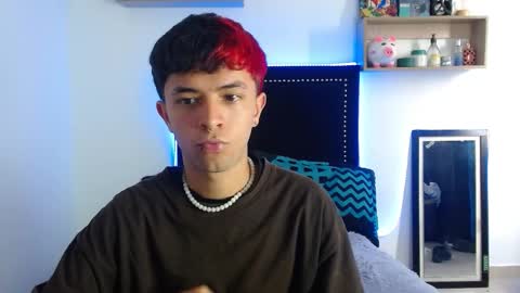 Snapshot of brad_thomson chatting on 14, 11, 2025 brad_thomson online show from 14, 11, 2025