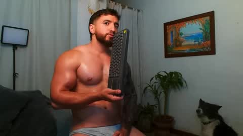 Snapshot of bradley_martinez chatting on 22, 4, 2026 Bradley Martinez online show from 22, 4, 2026