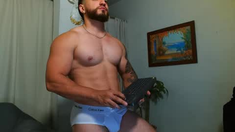 Snapshot of bradley_martinez chatting on 9, 5, 2026 Bradley Martinez online show from 9, 5, 2026