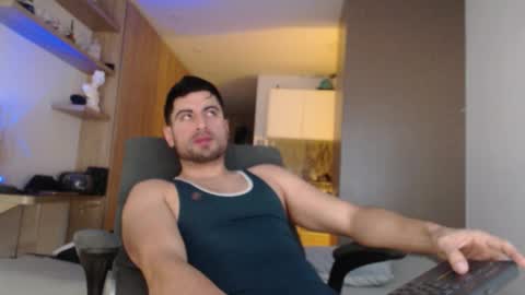 Snapshot of bradley_muscle chatting on 31, 10, 2025 Bradley online show from 31, 10, 2025