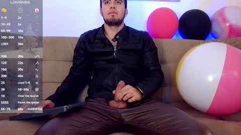 Bradley Colton Independ Model online show from 28, 12, 2024