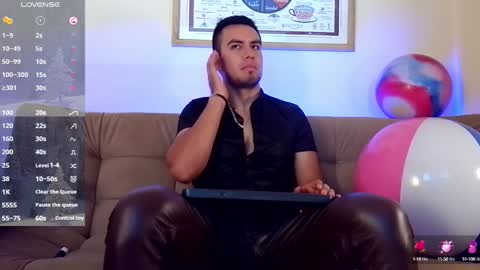 Bradley Colton Independ Model online show from 13, 1, 2025